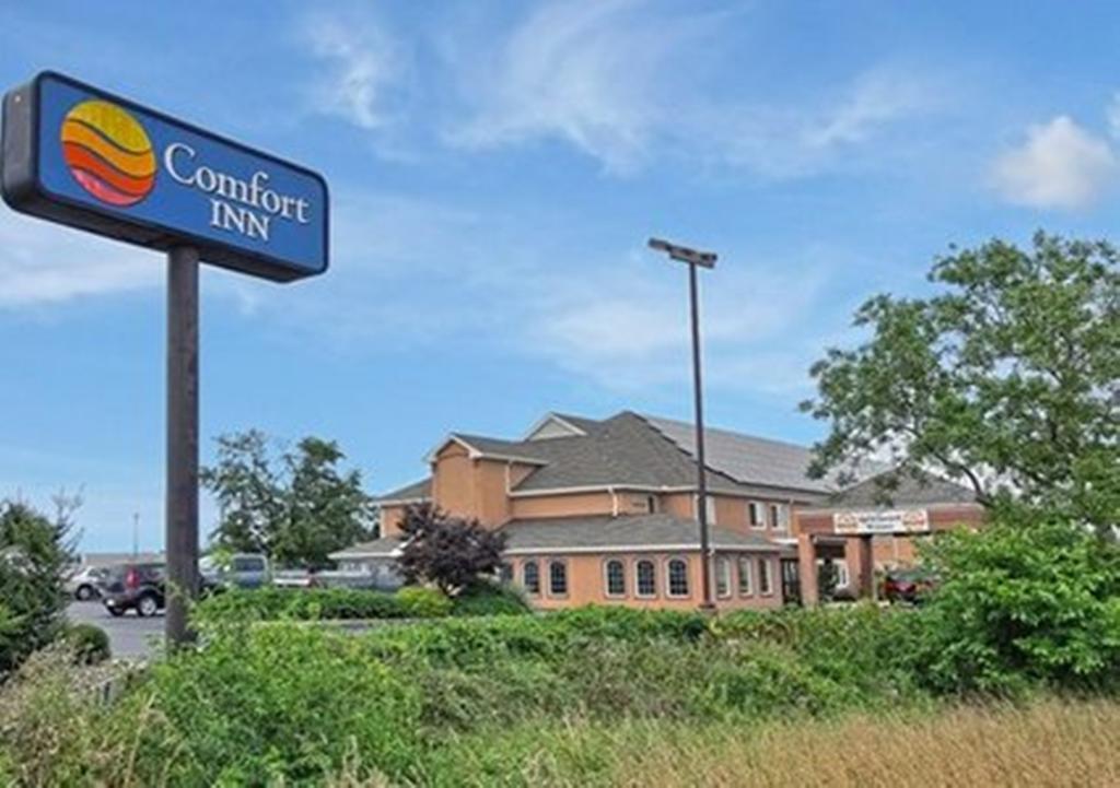 Comfort Inn Amish Country New Holland Εξωτερικό φωτογραφία